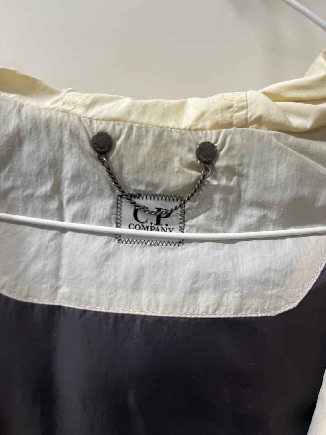 CP컴퍼니 덕다운 베스트 상품이미지3