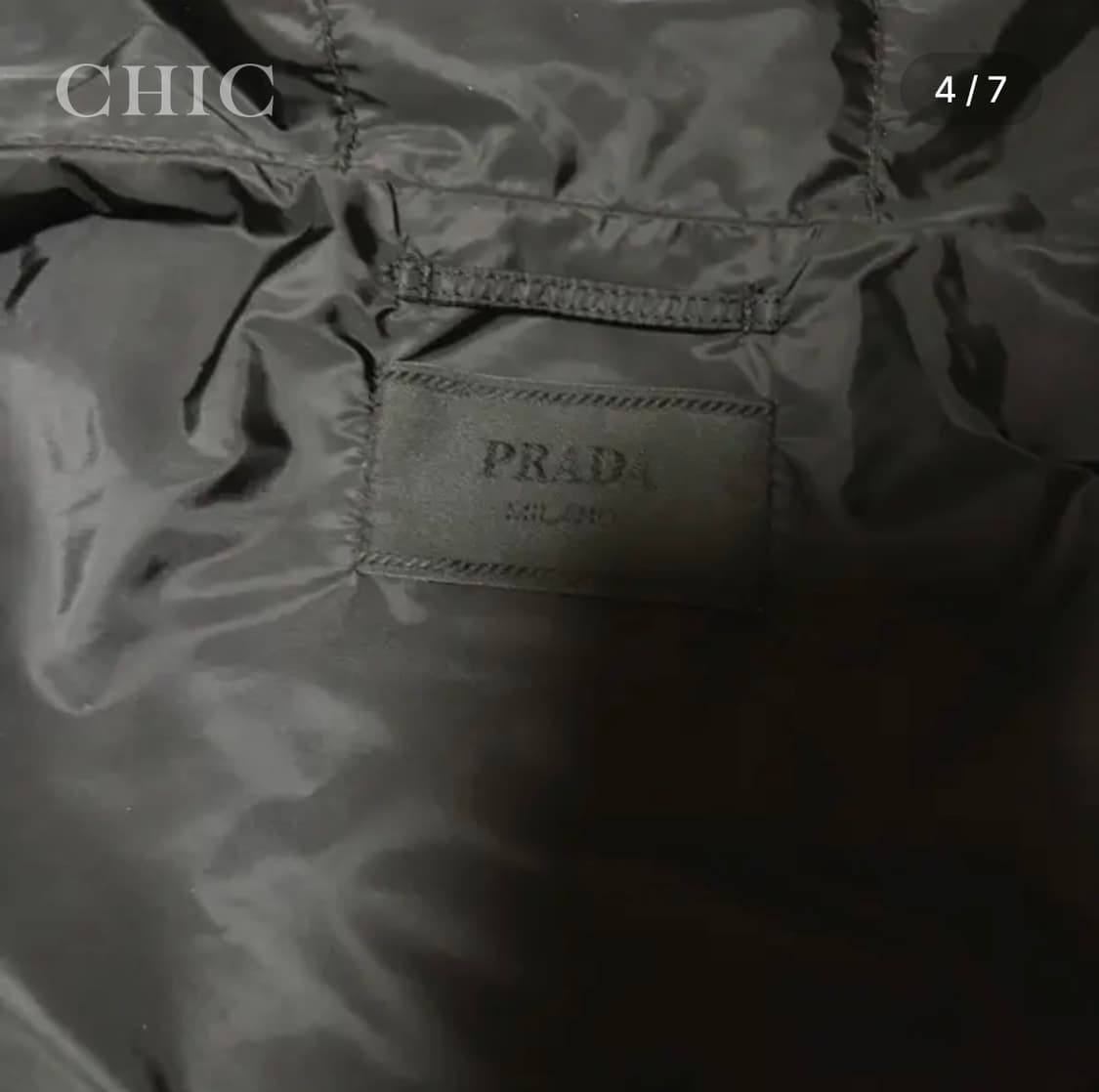 [프라다 리나일론 삼각로고 포켓 바람막이] 상품이미지4