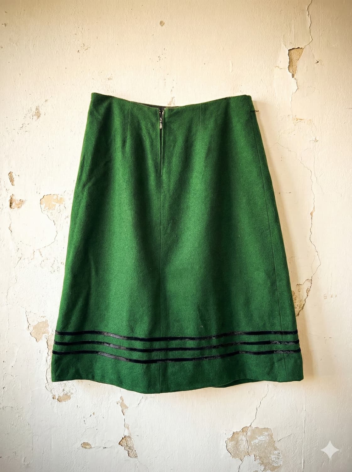 벨벳 라인 울 스커트 상품이미지3