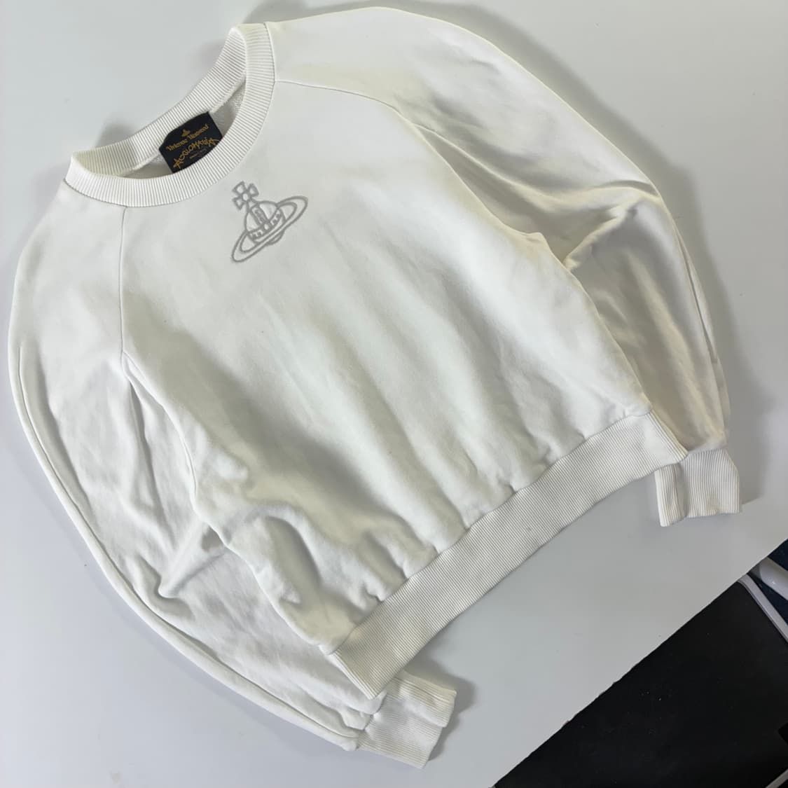 Vivienne Westwood  비비안 웨스트우드 앵글로매니아 맨투맨 상품이미지2