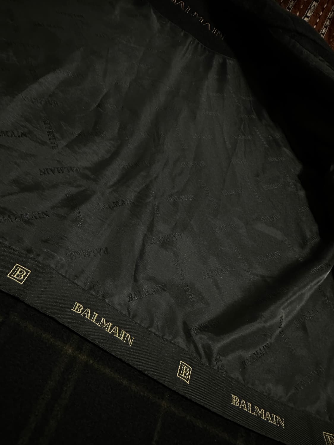 발망 블랙 체크 패턴 코트 상품이미지9