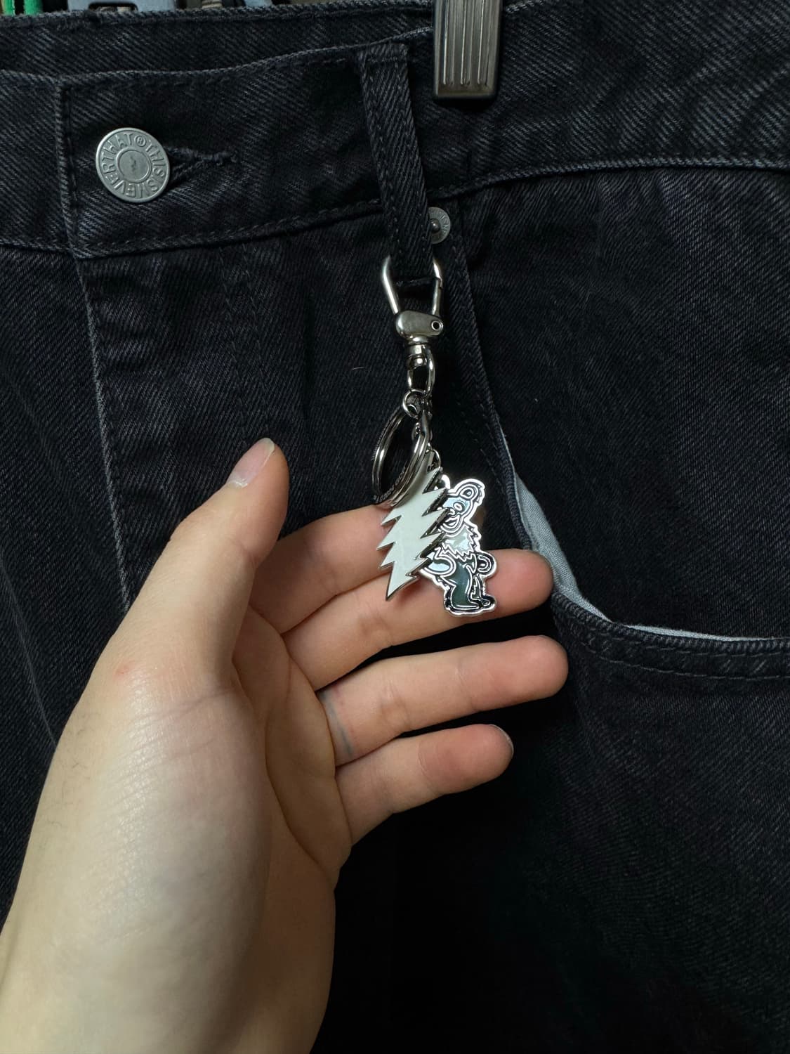 [L] 디스이즈네버댓 x 그레이트풀 데드 GD 라이트닝 릴렉스드 진 블랙 상품이미지2