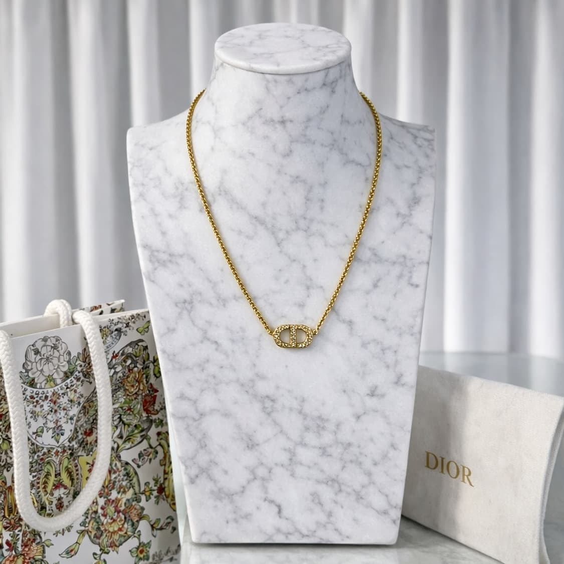 [새상품급] 디올 CD 쁘띠 아이콘 목걸이 상품이미지1