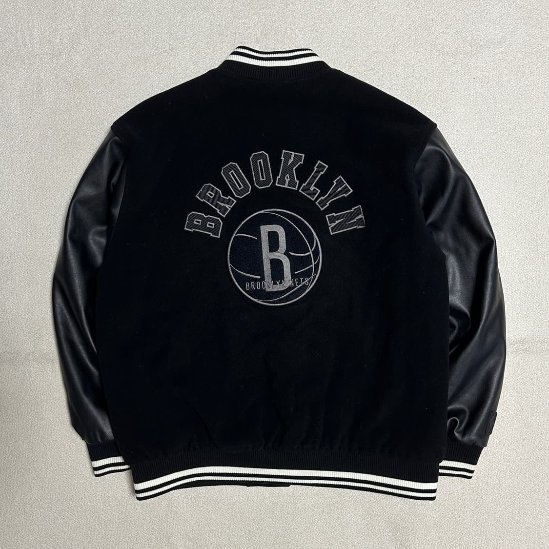 NBA 브루클린 네츠 바시티 자켓 상품이미지3