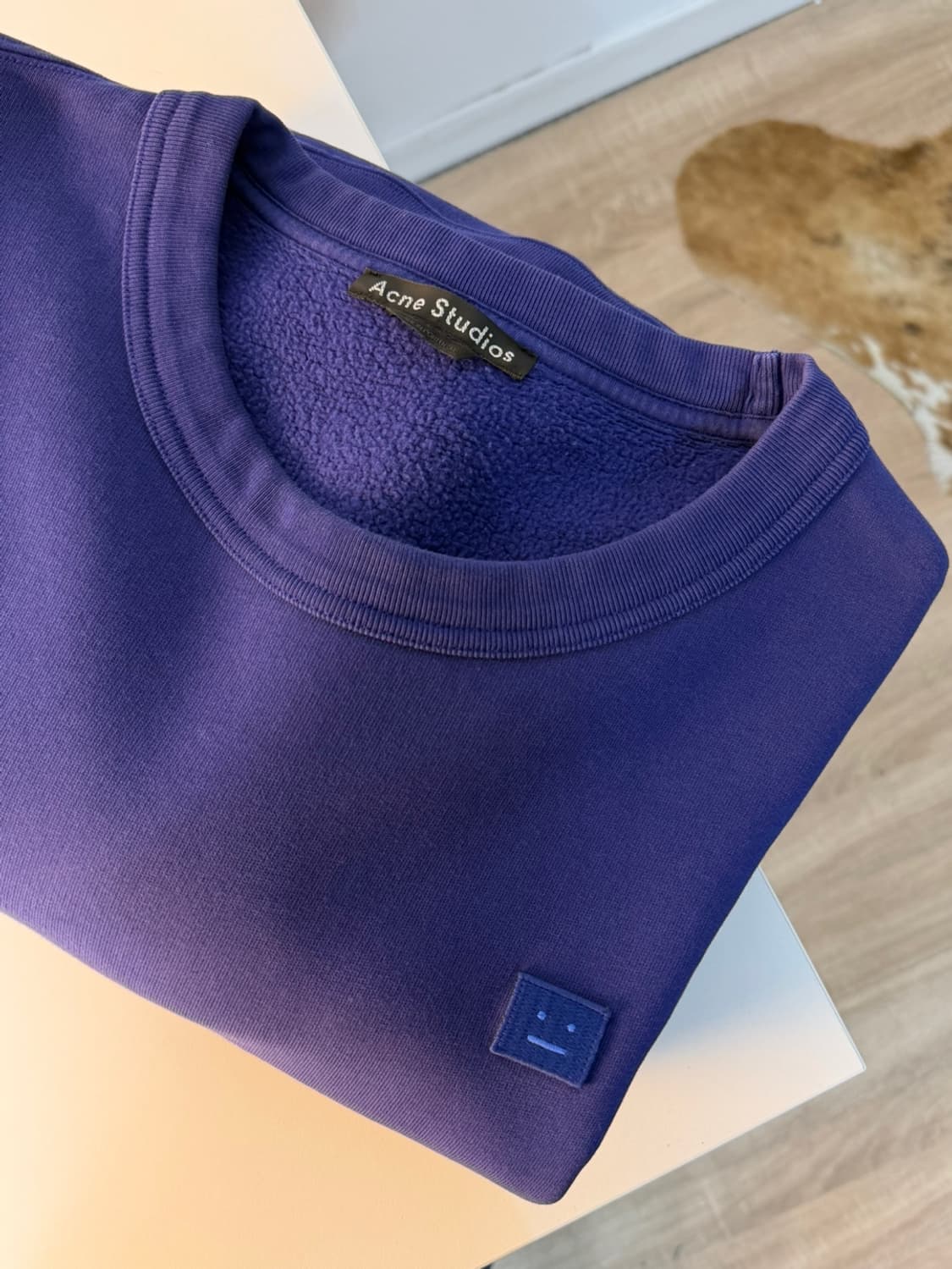 아크네 스튜디오 페이스 로고 맨투맨 스웻셔츠 상품이미지5