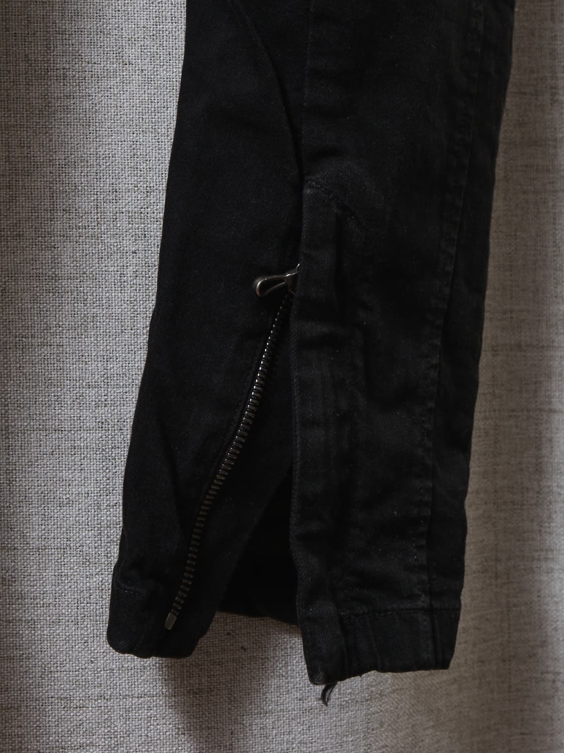 Julius 17ss 블랙 라이더 크롬 팬츠 상품이미지6