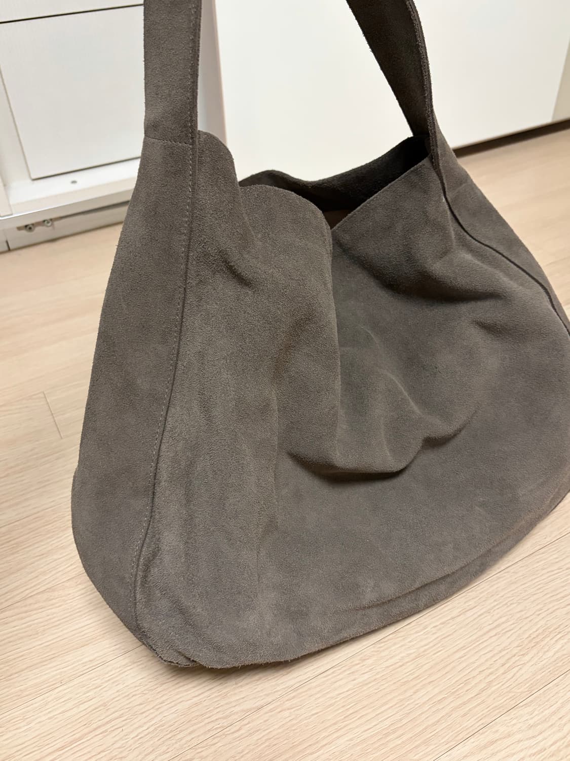 에토스 스웨이드 빅백 상품이미지2