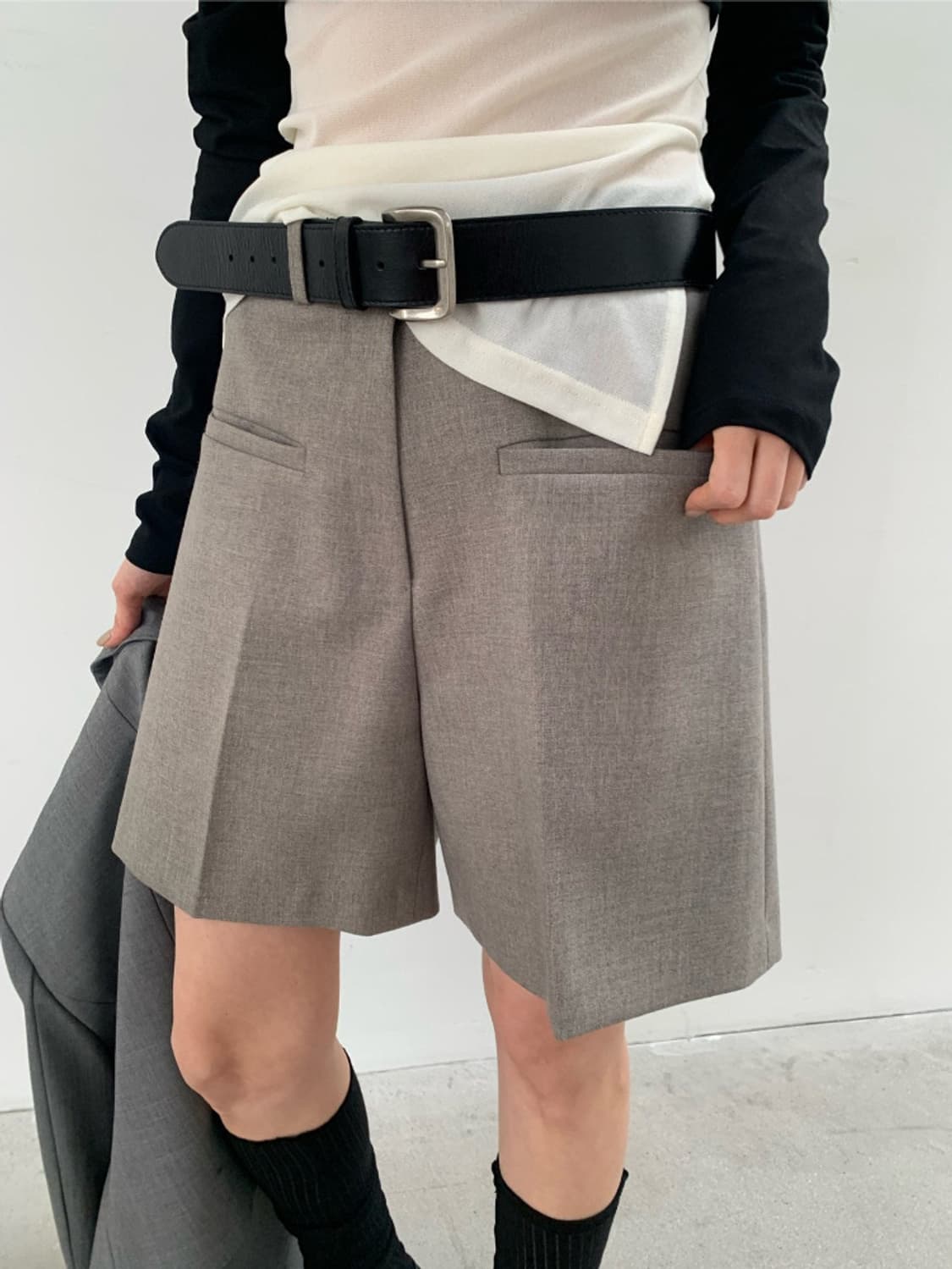 브리드 버뮤다팬츠 베이지/블랙 상품이미지2