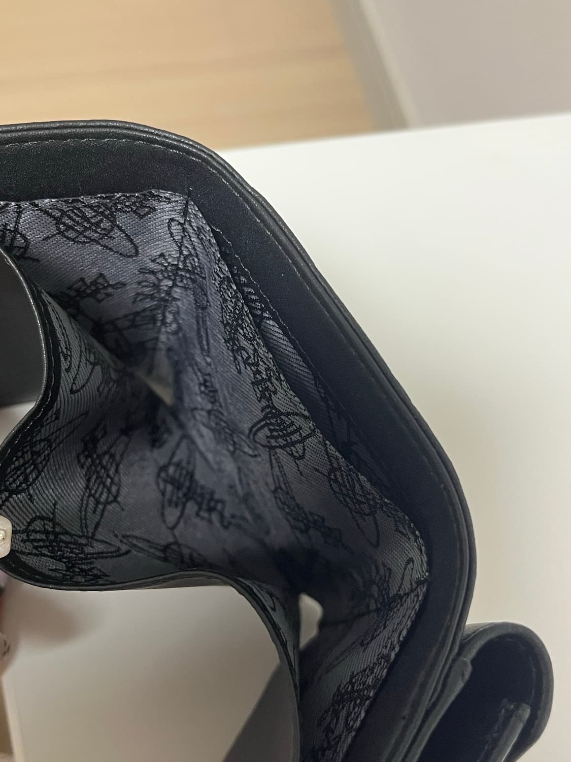 비비안웨스트우드 반지갑 3단자갑 상품이미지5