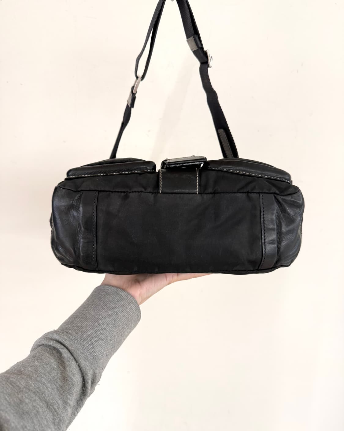 프라다 블랙 포코노 포켓 미니 숄더백 상품이미지6