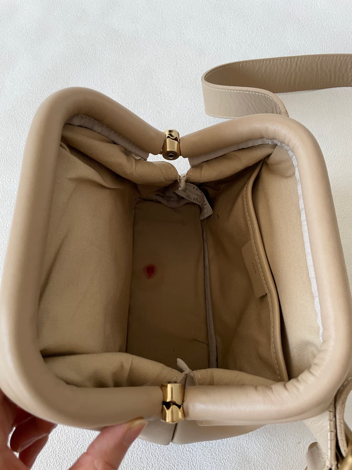 오소이(OSOI) 레더 브로트백 상품이미지7