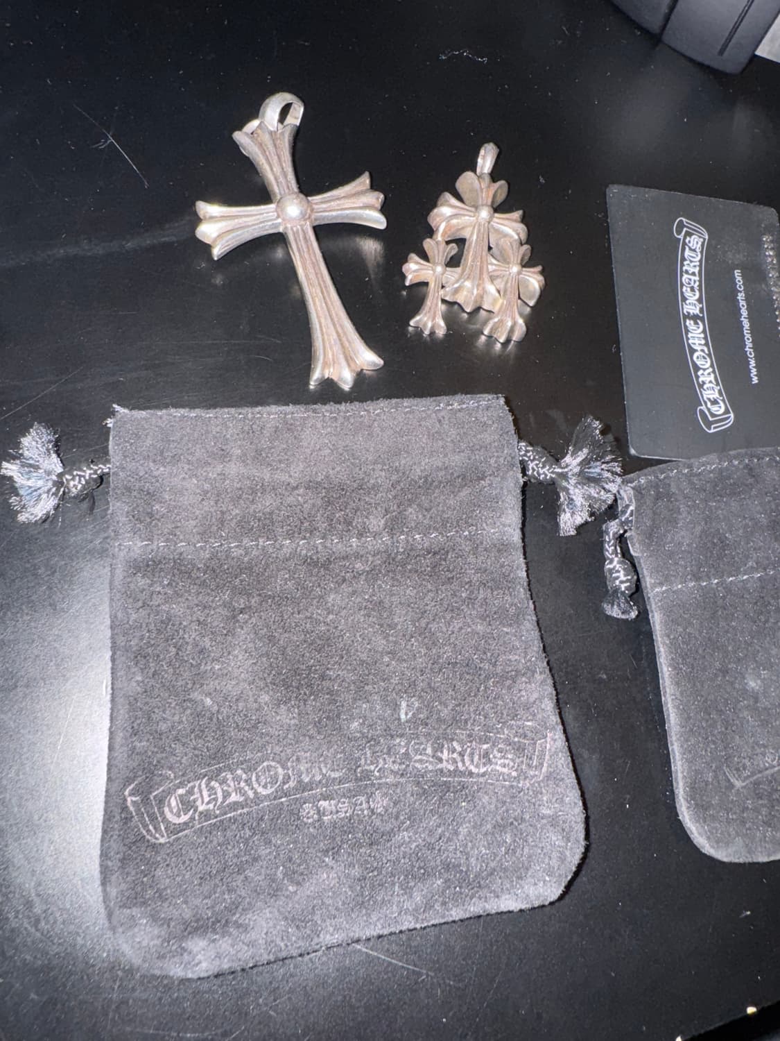 크롬하츠 라지 크로스 위드 베일 참 펜던트 & 트리플 크로스 상품이미지4