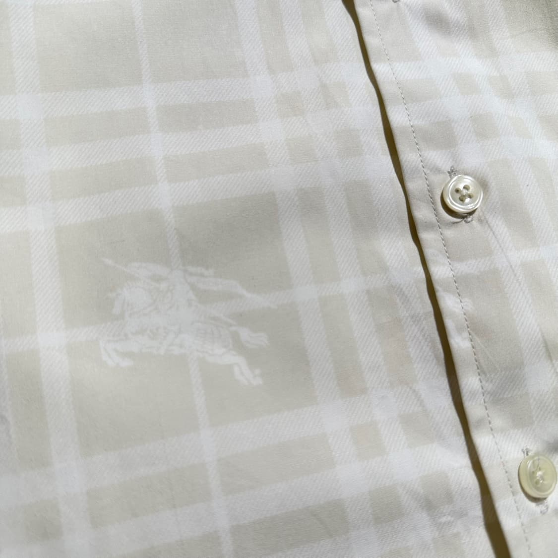 버버리 기마 패턴 체크 셔츠 상품이미지5