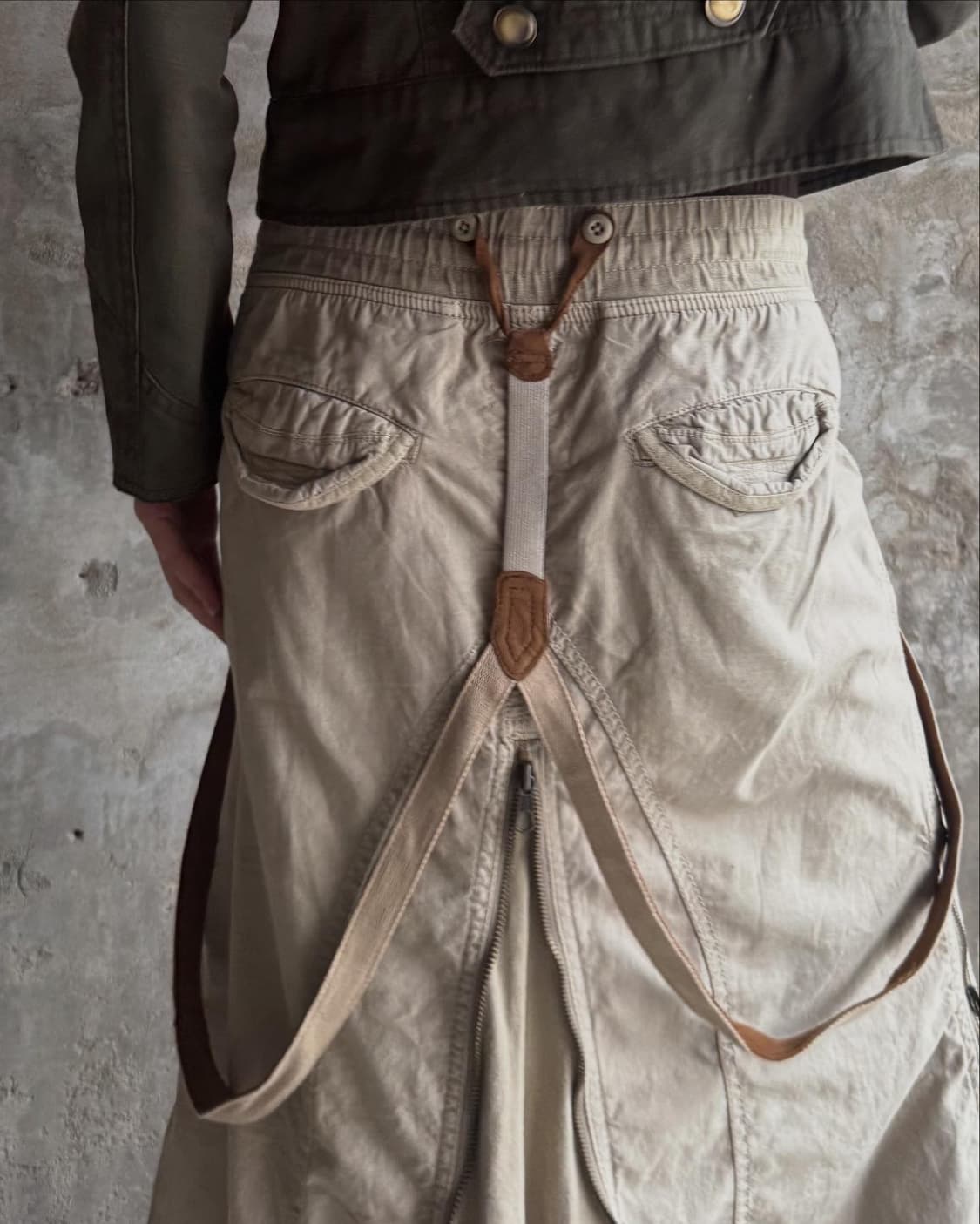 g.o.a Suspenders Detail Skirt 상품이미지3