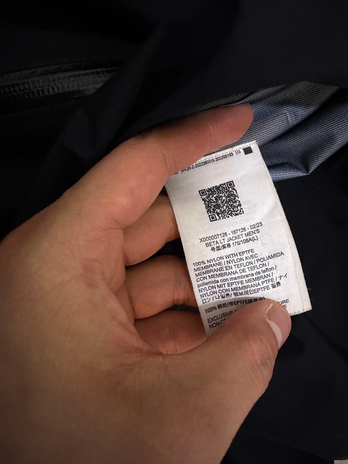 아크테릭스 베타 LT   L 사이즈 사진찍고 절대 안입습니다  상태 8. 상품이미지5