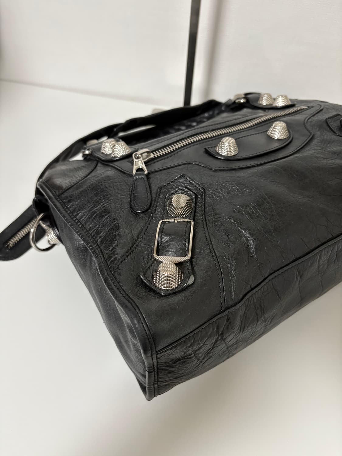 발렌시아가 자이언트 모터백 블랙 상품이미지6