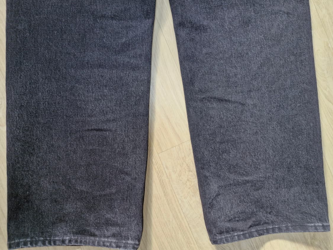 리바이스 블루탭 마커루즈진 블랙 W30L32 판매합니다 상품이미지3