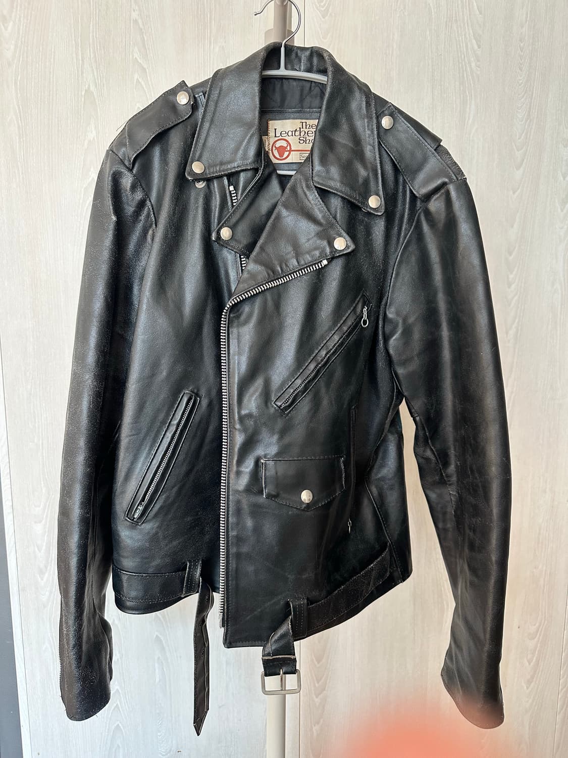 백 프린팅 라이더 자켓 상품이미지1