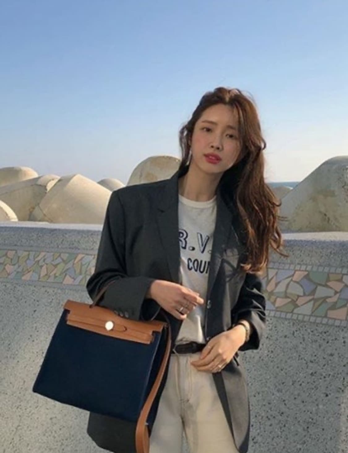 에르메스 에르백 31 네이비 베이지 은장 신품급 차정원 상품이미지1