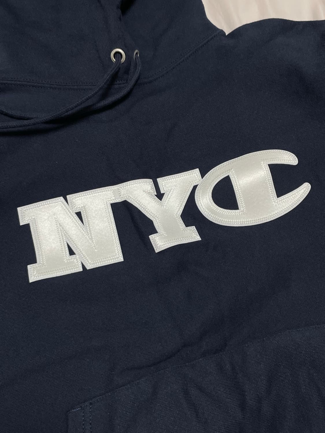 챔피언 리버스위브 NYC 한정 아플리케 후드 후디 상품이미지3