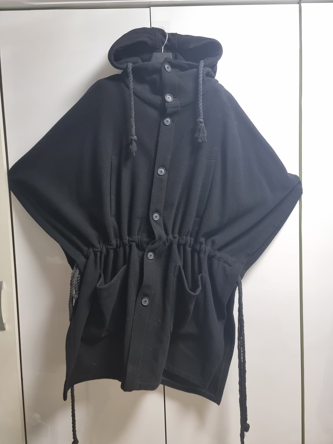 가오리 케이프 후드 코트 상품이미지1