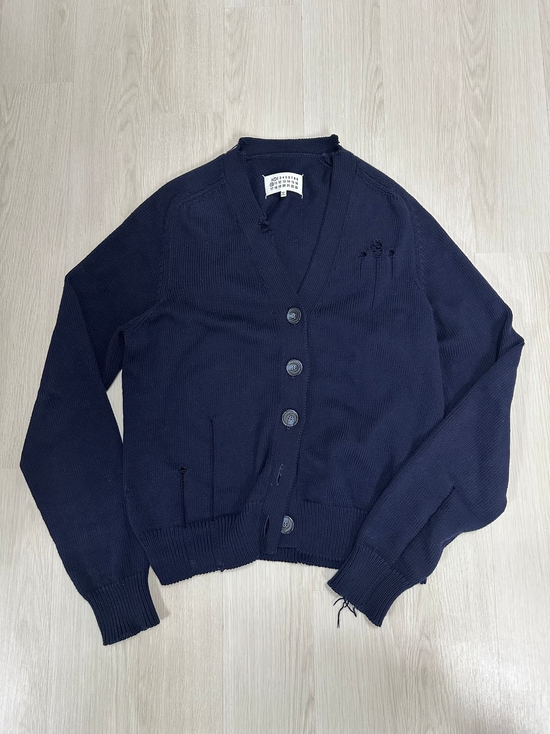 마르지엘라 디스트레스드 코튼 가디건 상품이미지1