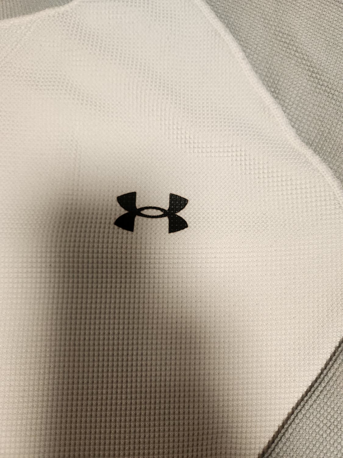 언더아머 UA 와플 크루 롱 슬리브 1302355 사이즈 105 xl

 상품이미지4