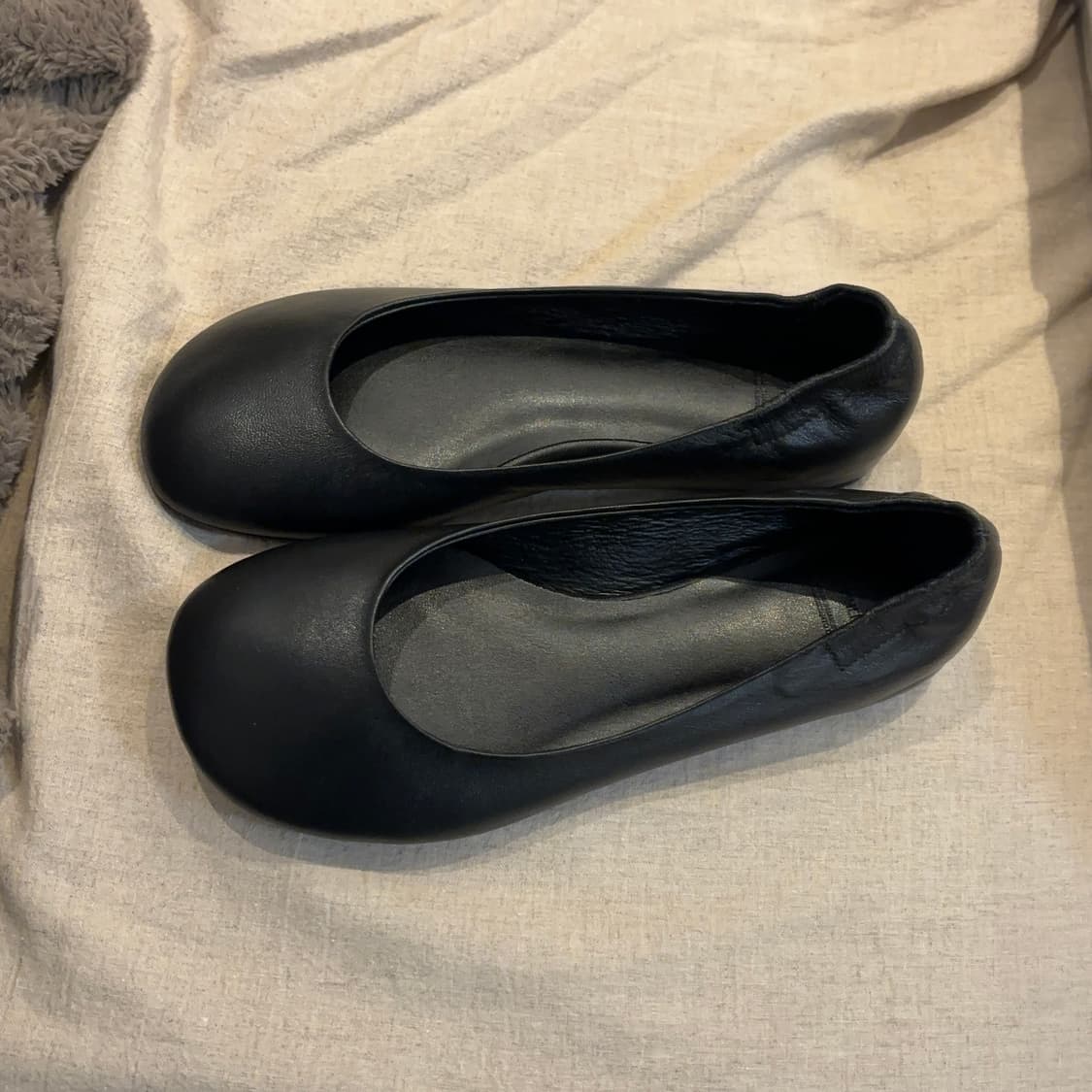 아모멘토 21ss 플랫슈즈 새상품 230 상품이미지5