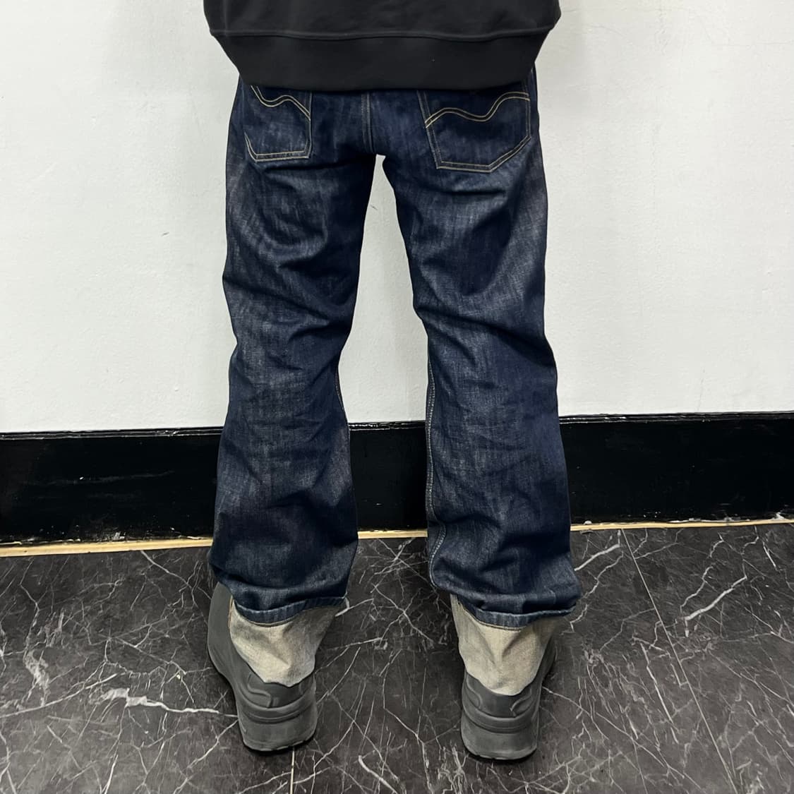 칼하트 WIP 스트레이트 셀비지 데님 팬츠 상품이미지3