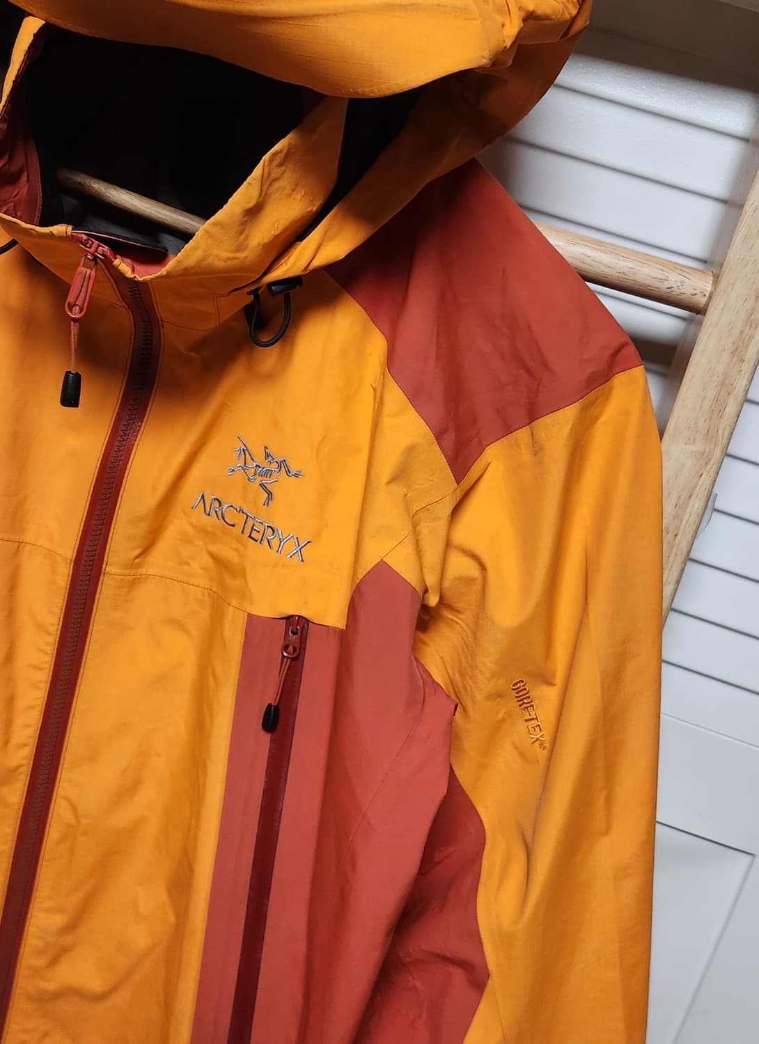 아크테릭스 베타 ar 고어택스 바람막이 후드 자켓 상품이미지2