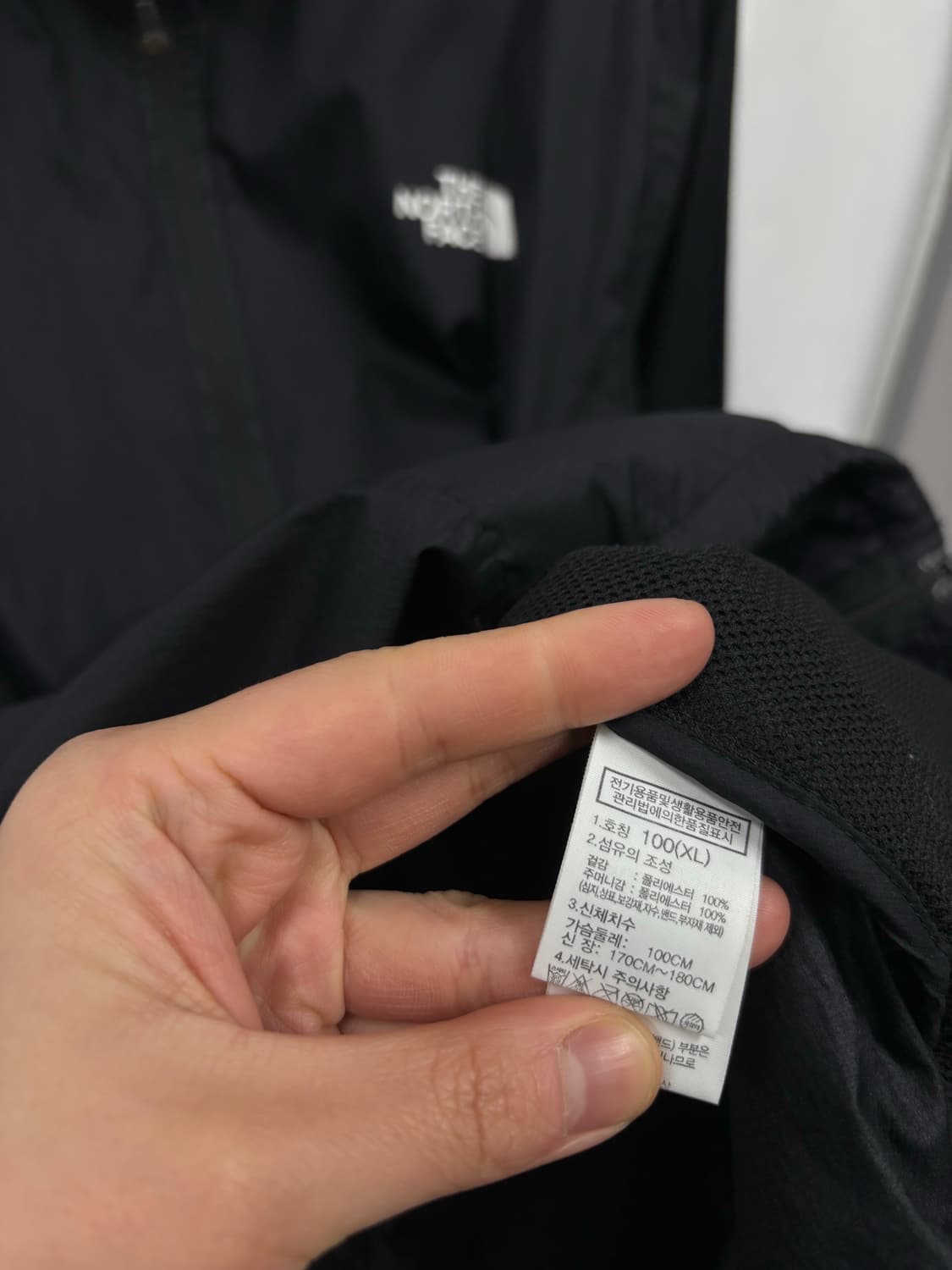 노스페이스 우먼 윈드브레이커  상품이미지6