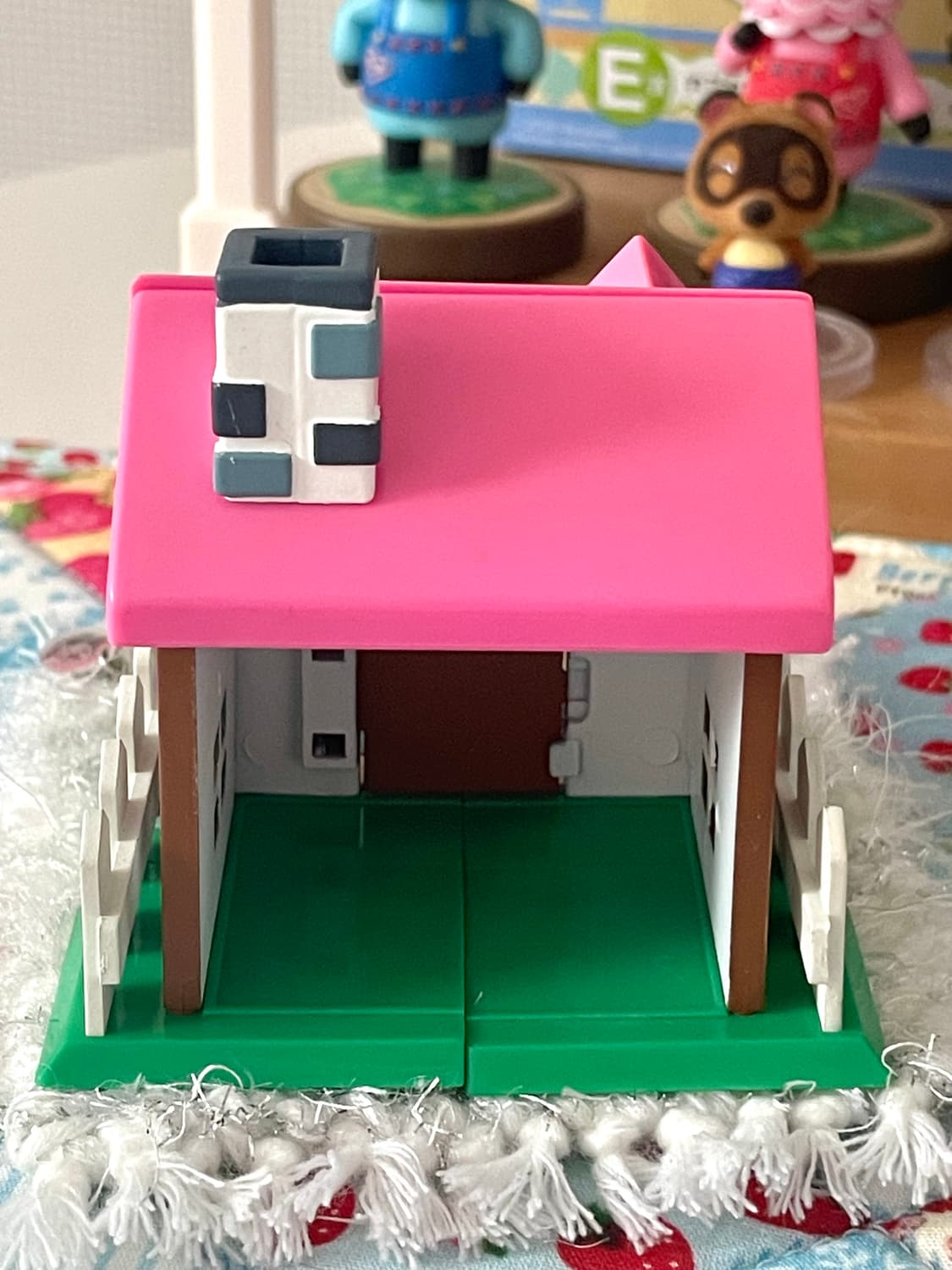 동물의숲 고전 숲을만들자 나의집 극장판 분홍 핑크 지붕 집 피규어 상품이미지4