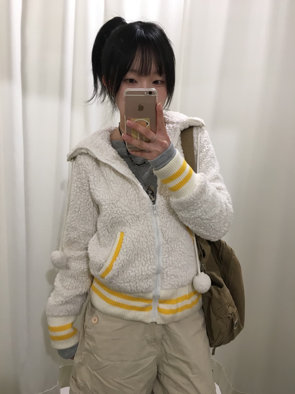 Fluffy Pom Hoodie 상품이미지5