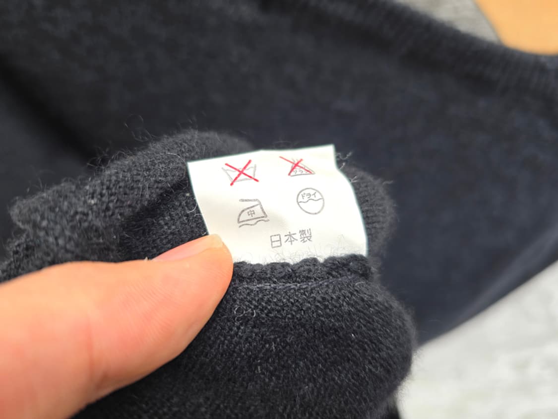 캐시미어 100% 금장단추 가디건 상품이미지7