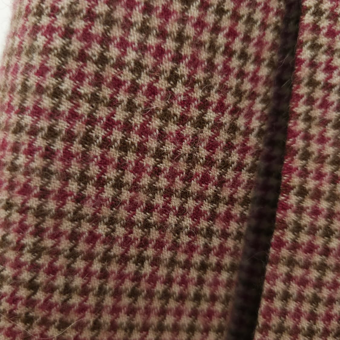 울혼방 하운드체크 플리츠 미디 레드 스커트  상품이미지7