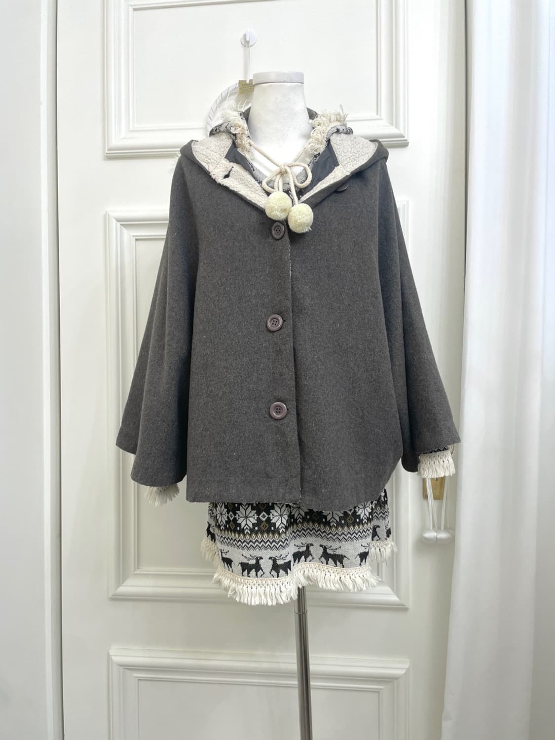 dark brown fur hoodie cape(size-M) 상품이미지1