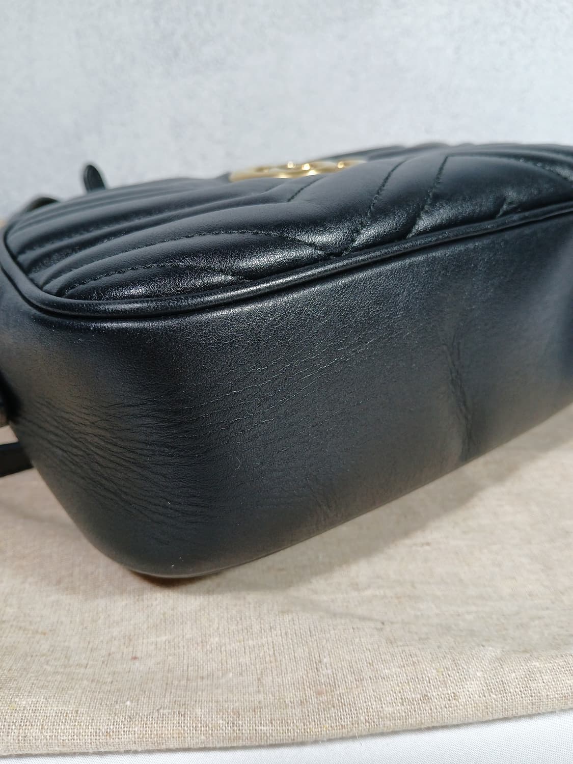 구찌 마몽 마틀라세 스몰 숄더백 상품이미지8