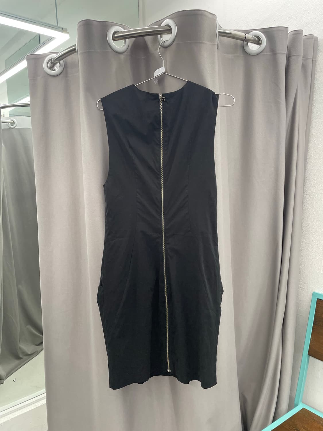 헬뮤트랭 밑단 셔링 원피스 상품이미지5