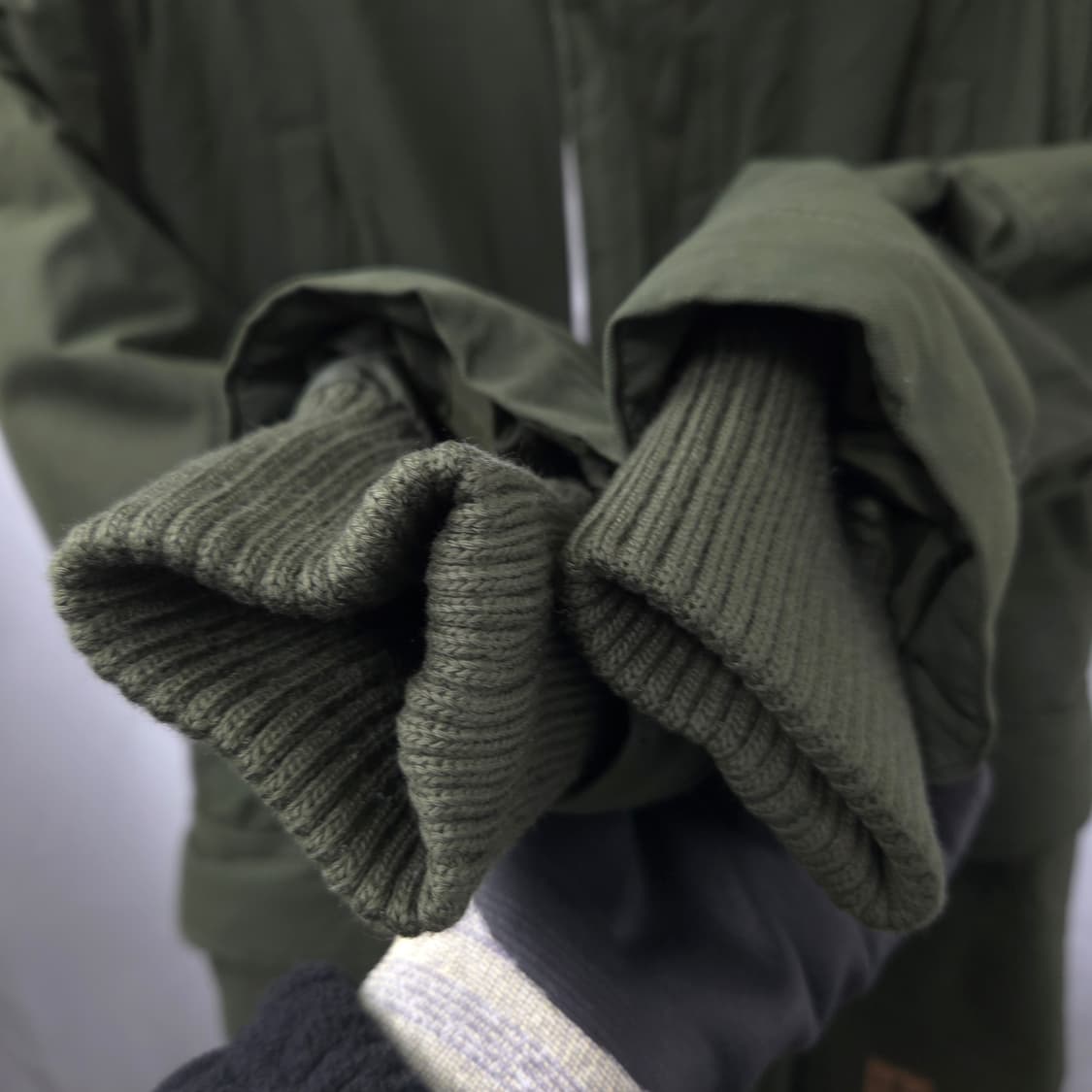 66/112 아디다스 야상 오리털 패딩  상품이미지4