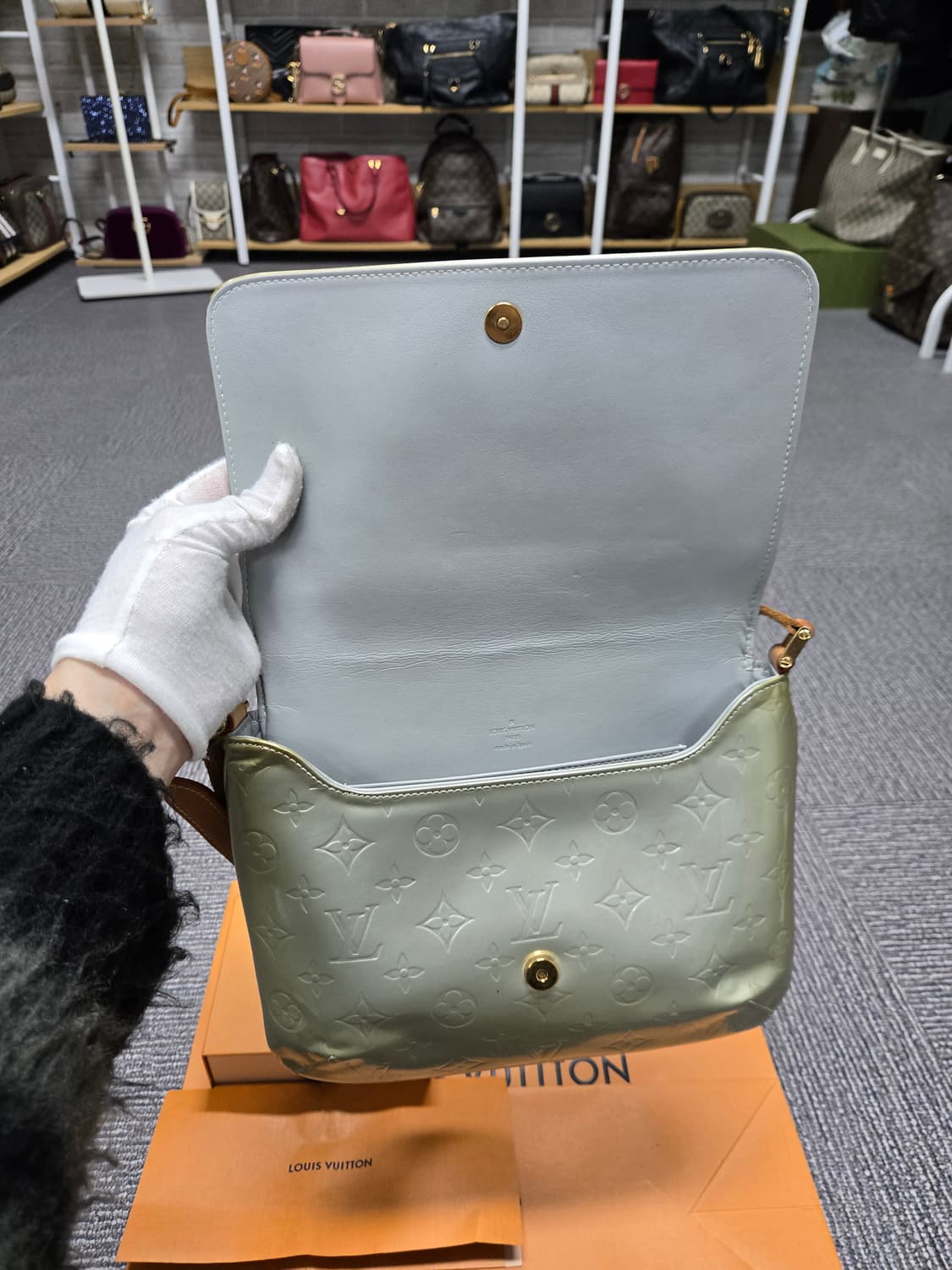 [특가][정품] 루이비통 베르니 메신저백 상품이미지5