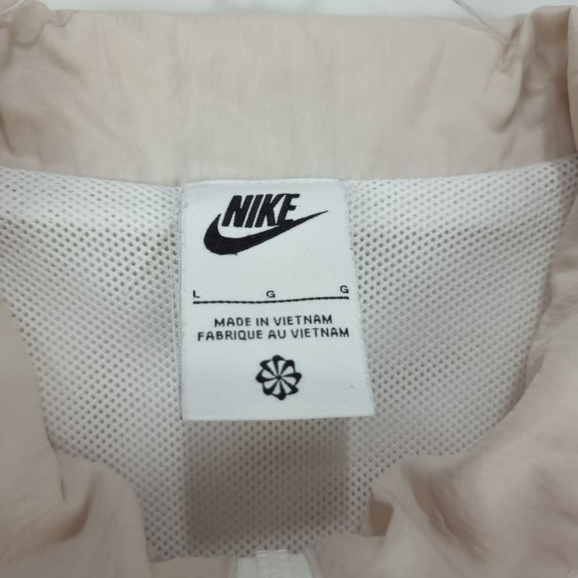 [나이키] 로고 자수 오버핏 바람막이 자켓 M19067 상품이미지8