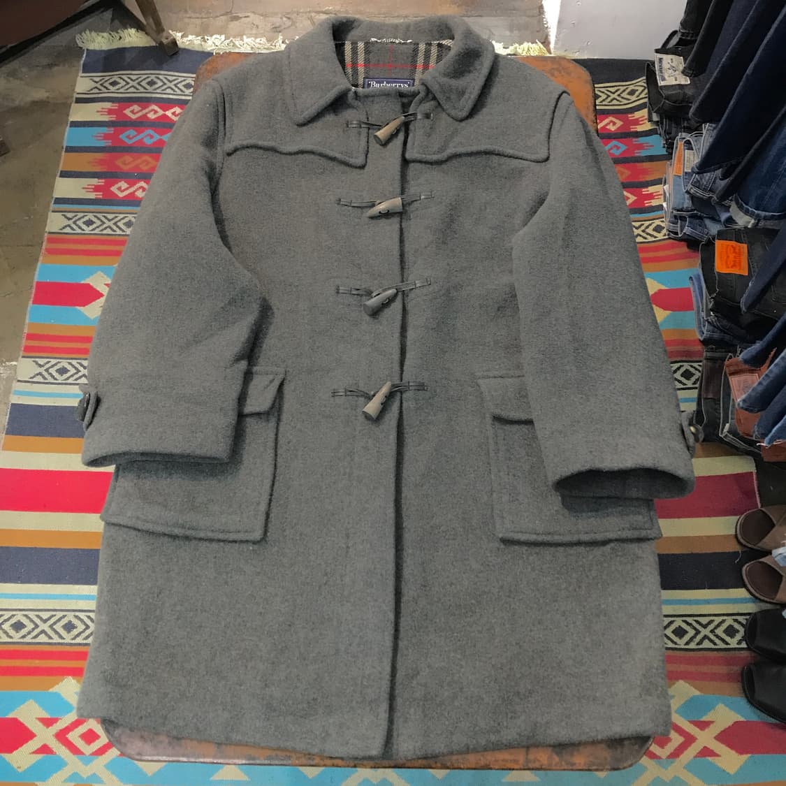 버버리 잉글랜드 스페셜리티 그레이 울 더플코트 남성 115 여성 오버핏 상품이미지2