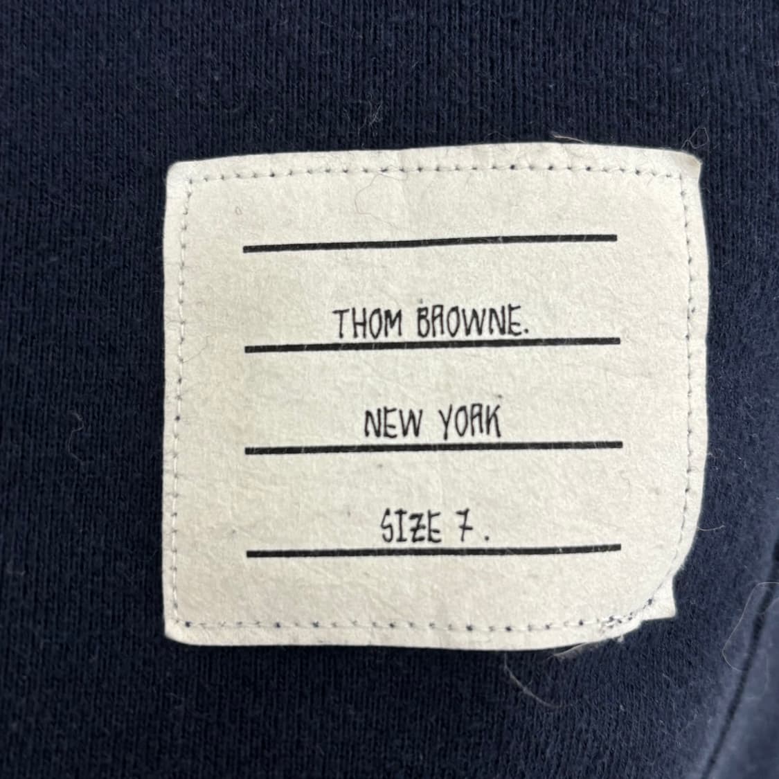 [7]톰브라운 사선완장 맨투맨 상품이미지3