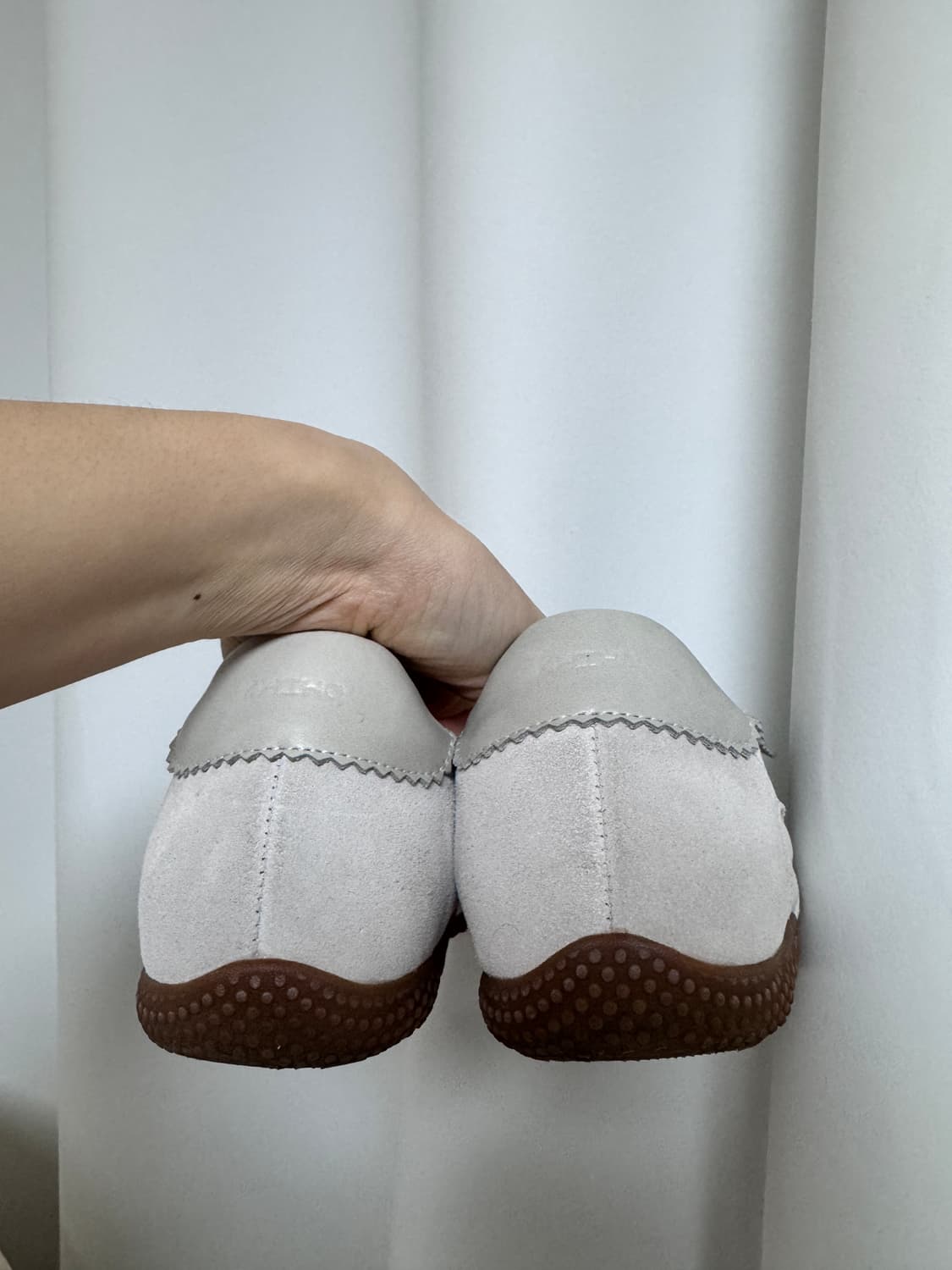 기호 3-Way Foldover 텅 스니커즈 245 상품이미지8