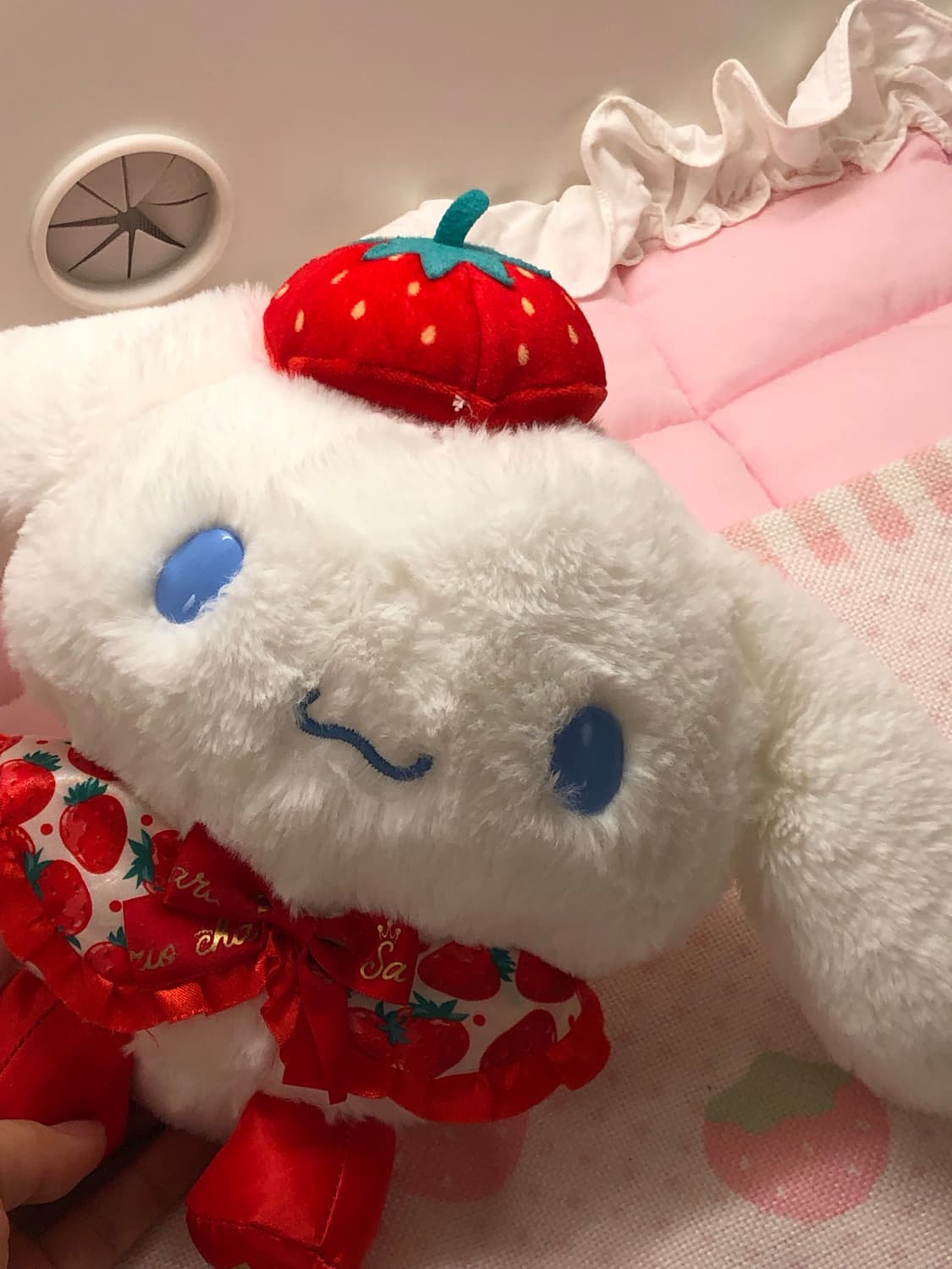 산리오 시나모롤 딸기 이치고 50주년 마스코트 인형 중형 상품이미지3