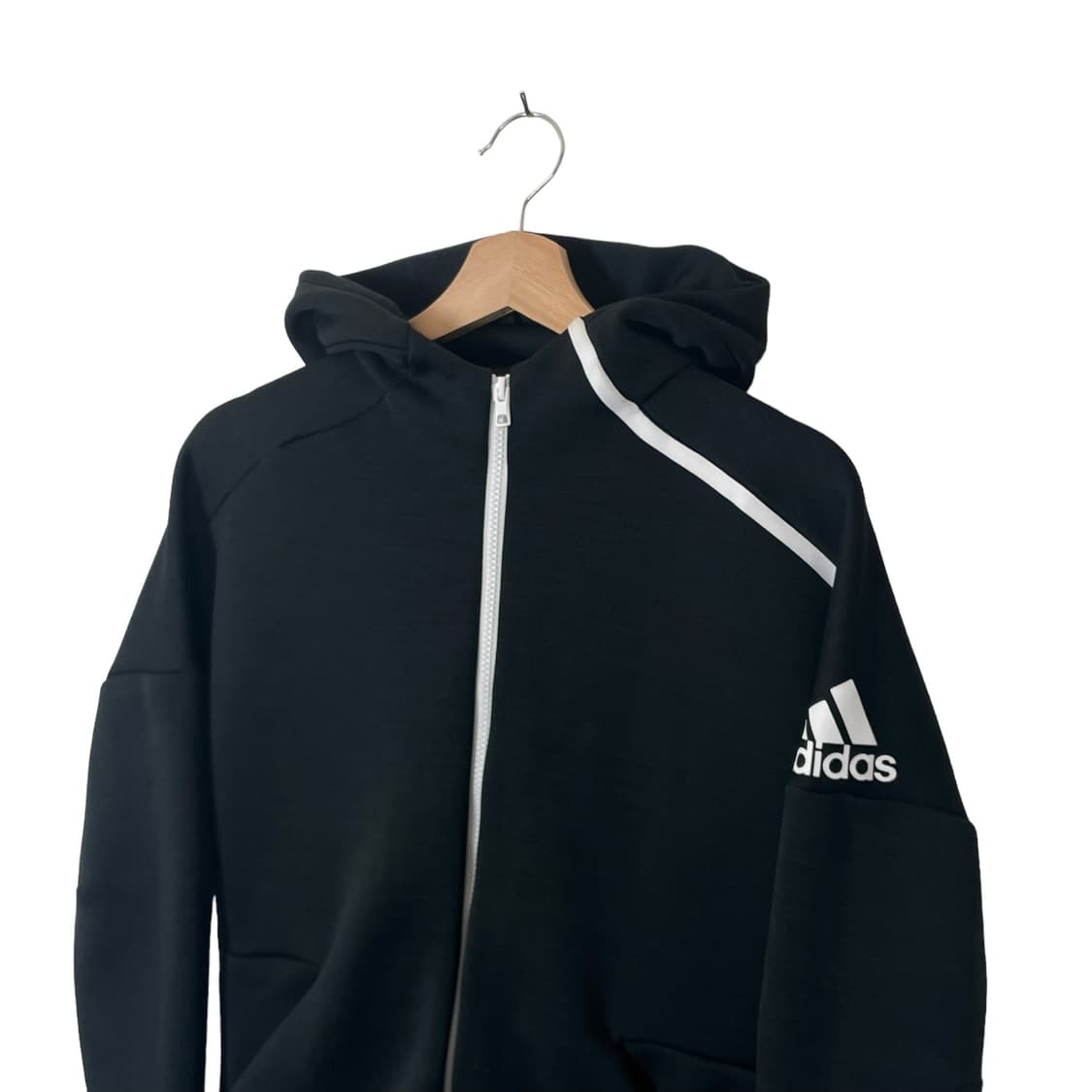 아디다스 로고 프린팅 블랙 후드집업 상품이미지3