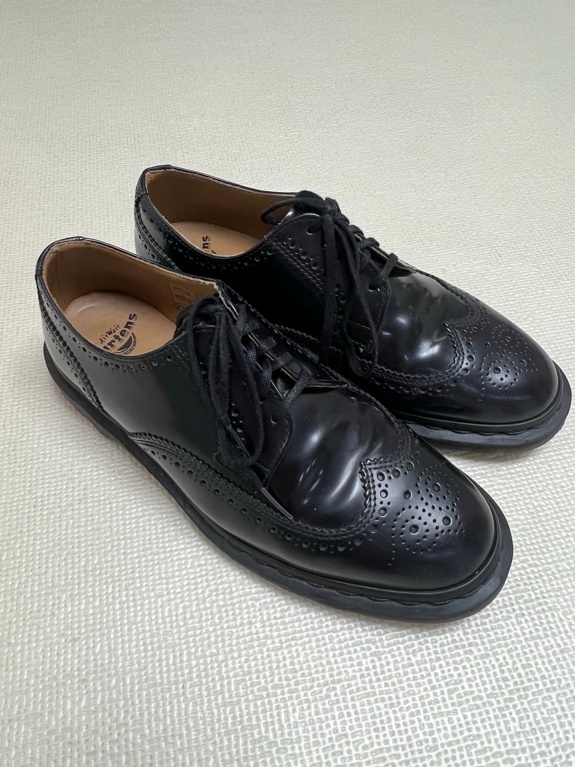 닥터마틴 블랙 윙팁 슈즈 UK7 상품이미지3