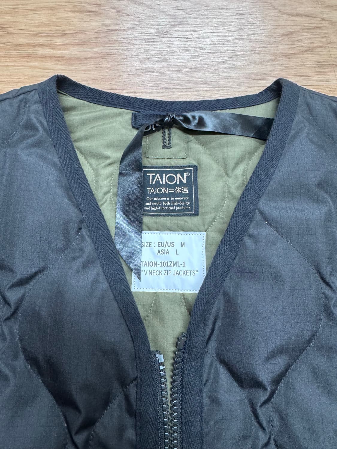 타이온 크루넥 다운 경량다운 블랙 L 상품이미지4