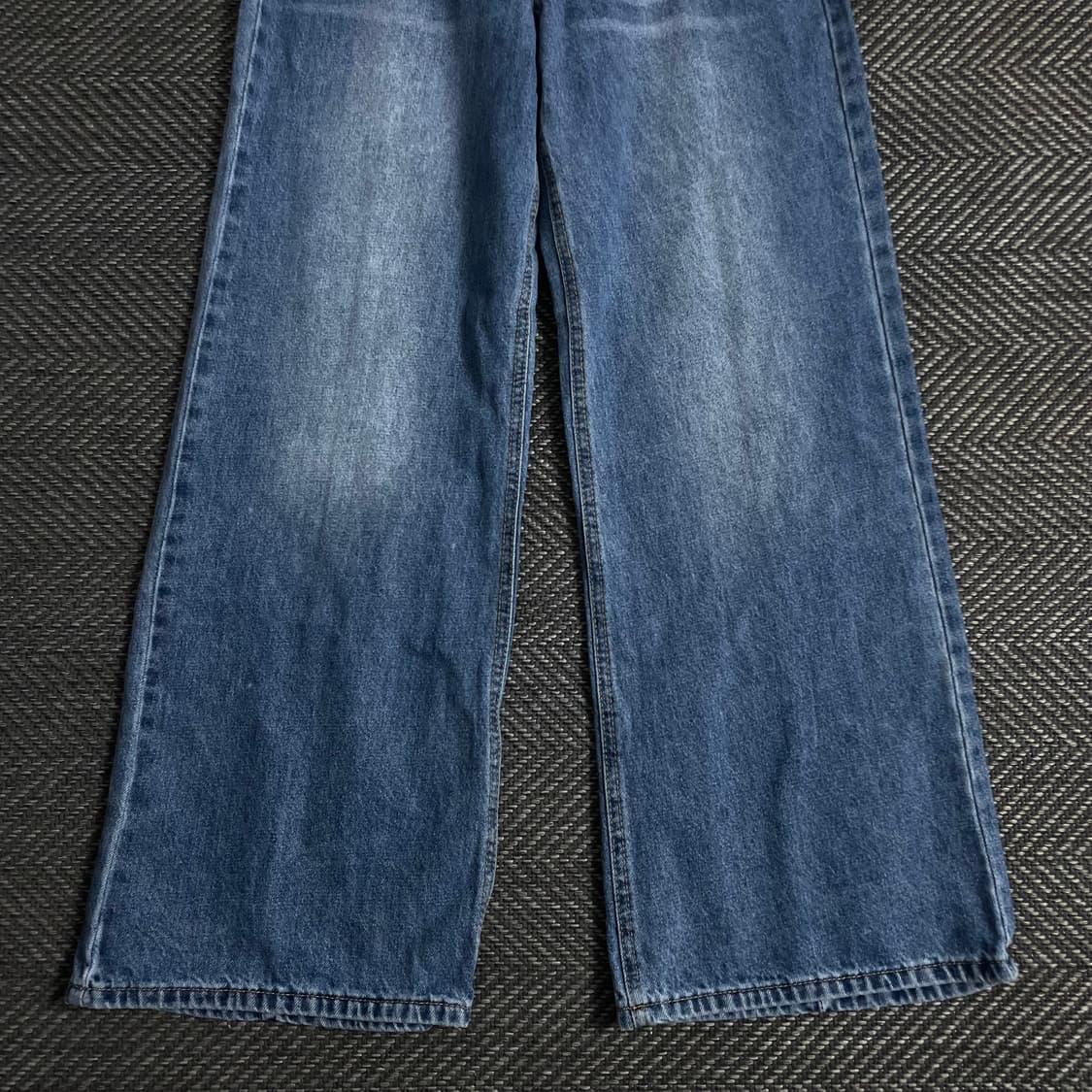 빈티지 절개 디테일 워싱 와이드핏 데님 팬츠y 3395 상품이미지3