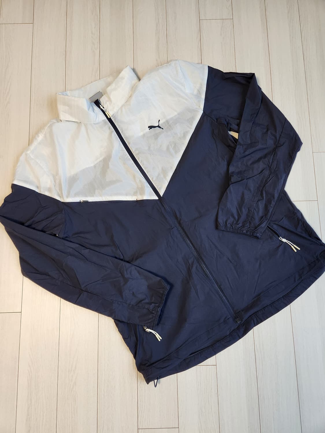 새상품급)푸마 바람막이 사이즈110 상품이미지2